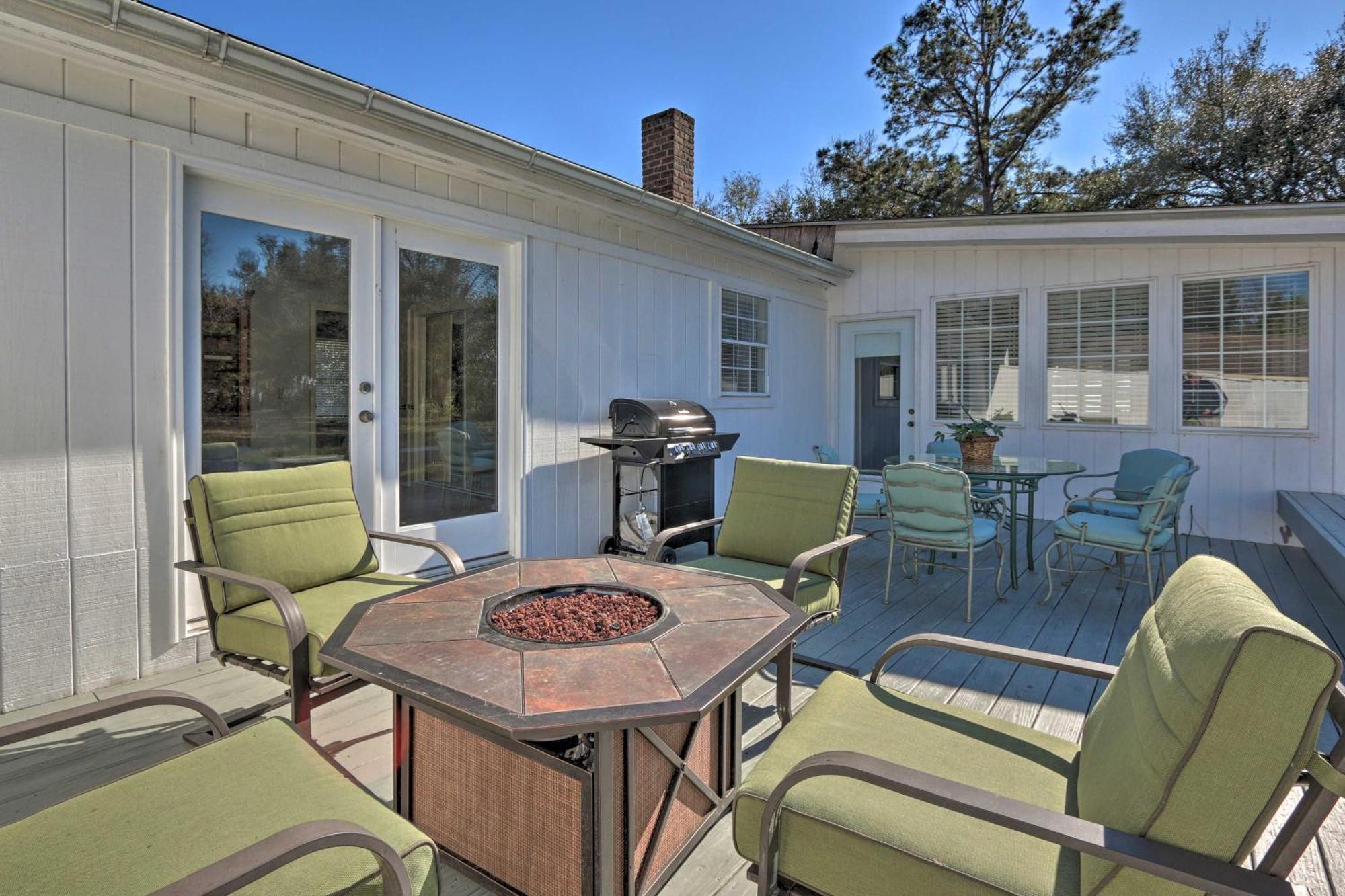 Вілла Hilton Head Waterfront Golf Getaway Pet Friendly! Гілтон-Гед-Айленд Екстер'єр фото